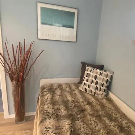 Downtown Apartment *